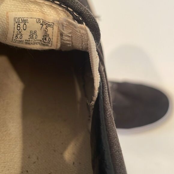 Vans Sneakers Slip On Black and White Size 7.5 - Picture 6 of 7